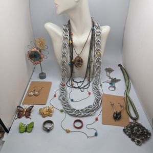 Vintage jewelry lot
